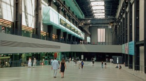 1024px-Tate_modern_london_2001_03